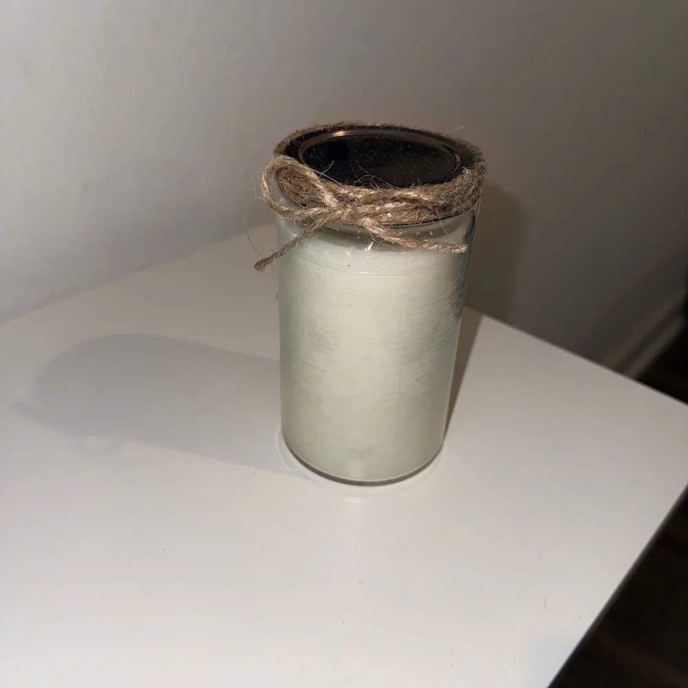 Rustic Boho Candle - Eucalyptus & Lavender - Picture 3 of 3